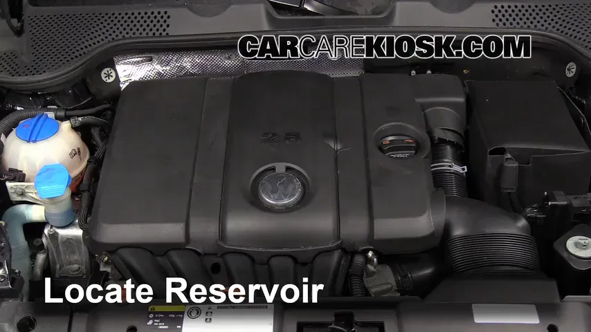2013 Volkswagen Beetle 2.5L 5 Cyl. Convertible (2 Door) Windshield Washer Fluid